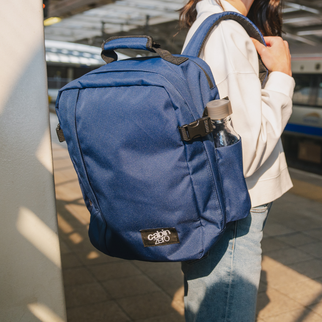 Classic Tech Rucksack -  28L Navy