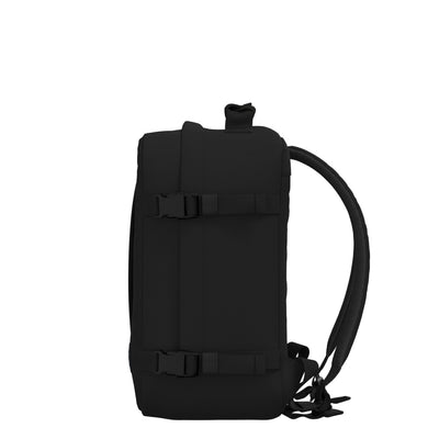 Classic Cabin Backpack 28L Absolute Black