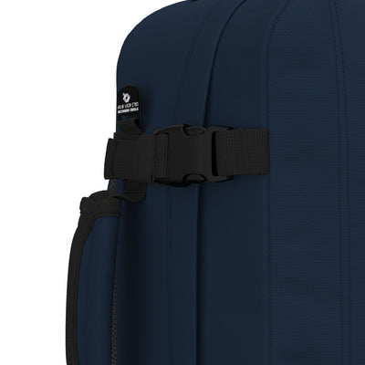 Classic Cabin Backpack 28L Navy