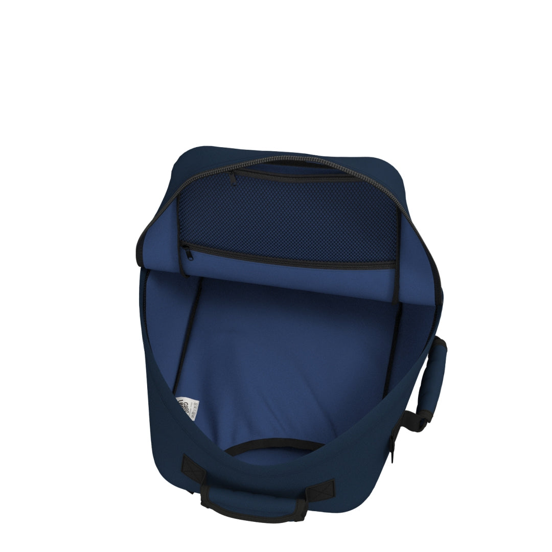 Classic Cabin Backpack 28L Navy