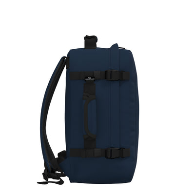 Classic Cabin Backpack 36L Navy