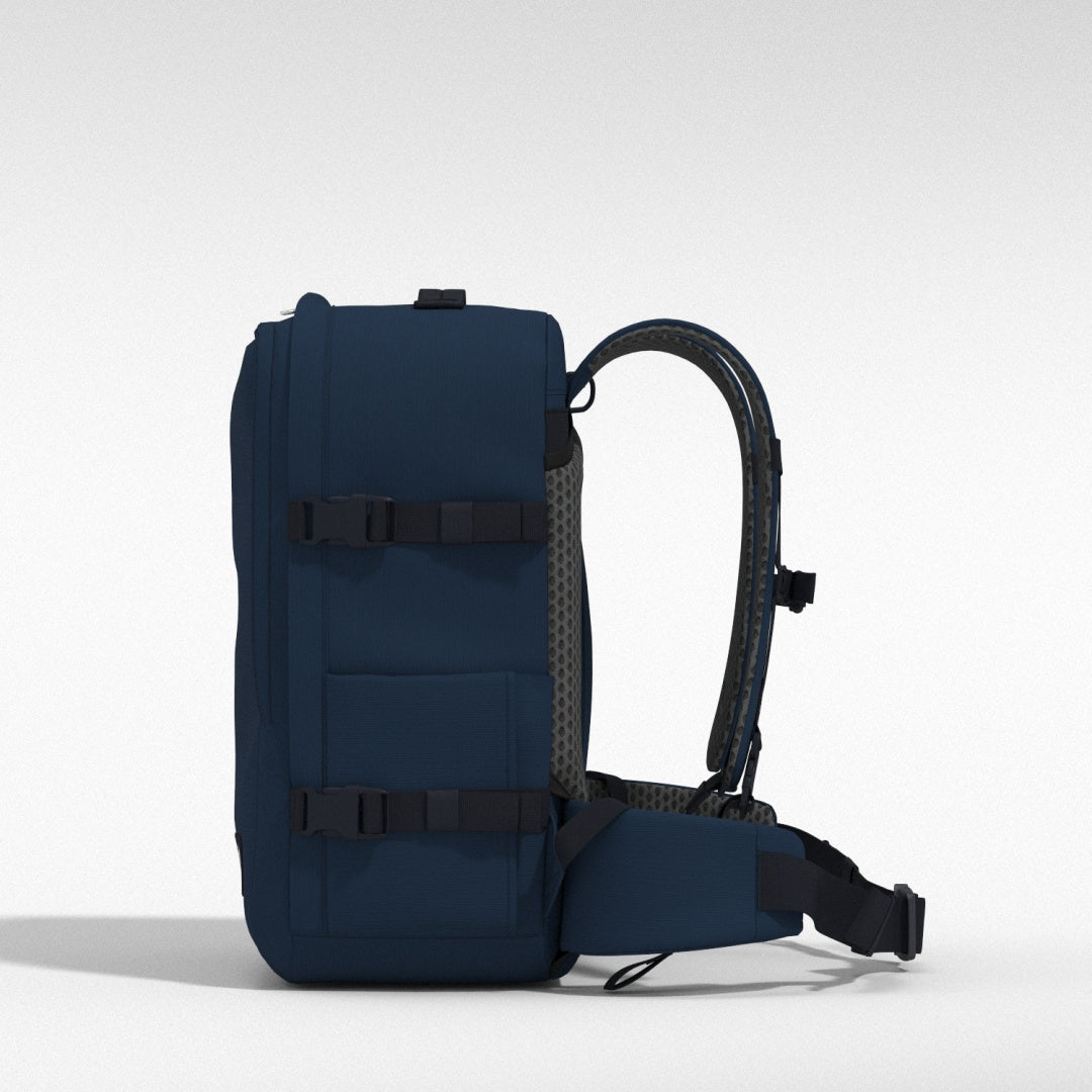 Classic Pro Rucksack -  32L Navy