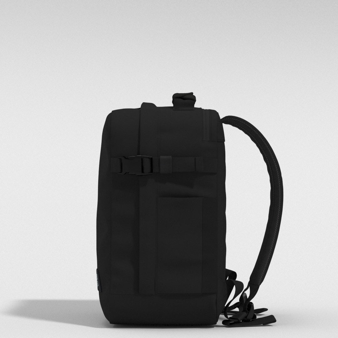 Classic Tech Rucksack -  28L Absolute Black