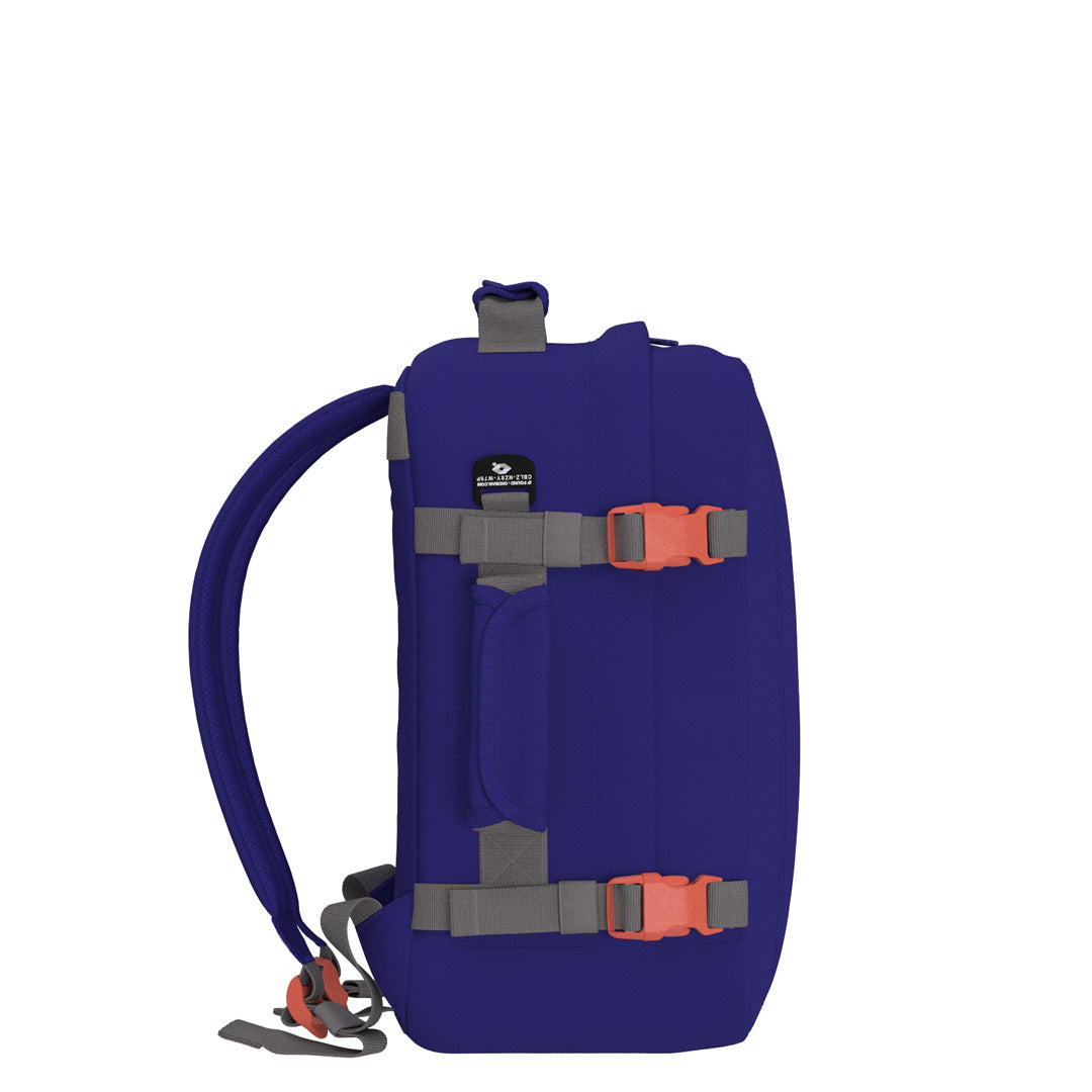 Classic Cabin Backpack 28L Neptune Blue