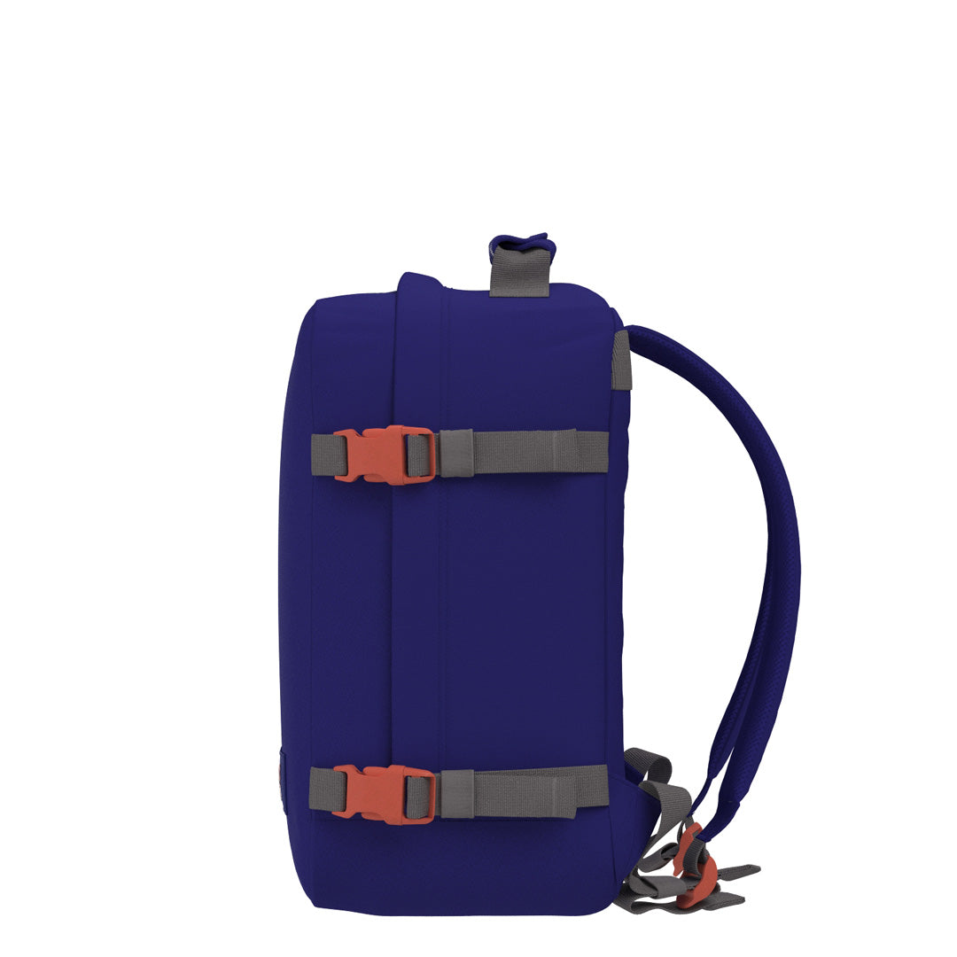 Classic Cabin Backpack 28L Neptune Blue