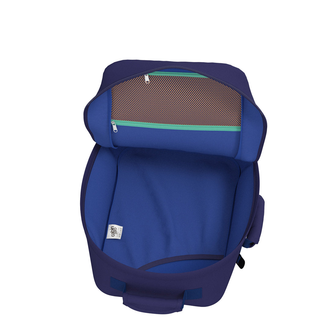 Classic Cabin Backpack 36L Deep Ocean