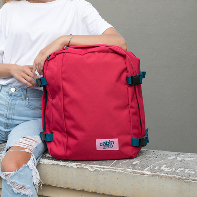 Classic Handgepäck Rucksack -  28L Miami Magenta